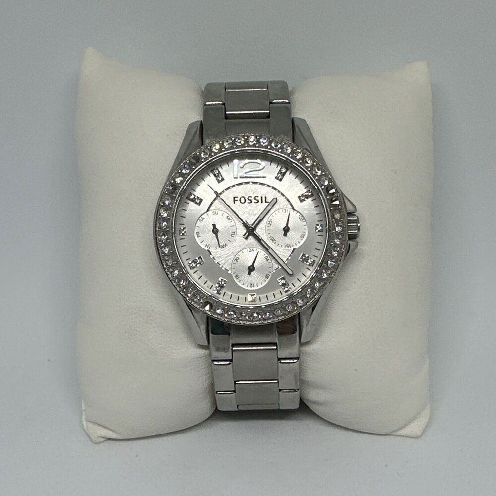 Fossil Riley ES3202 Womens Silver Stainless Steel Analog Dial Quartz Watch HME48